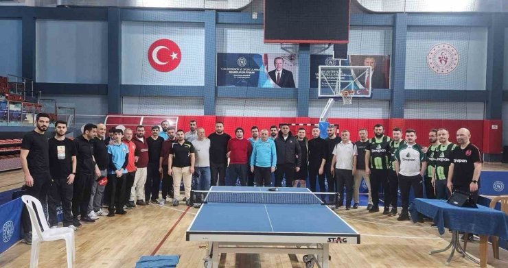 Yerel lig masa tenisi sona erdi