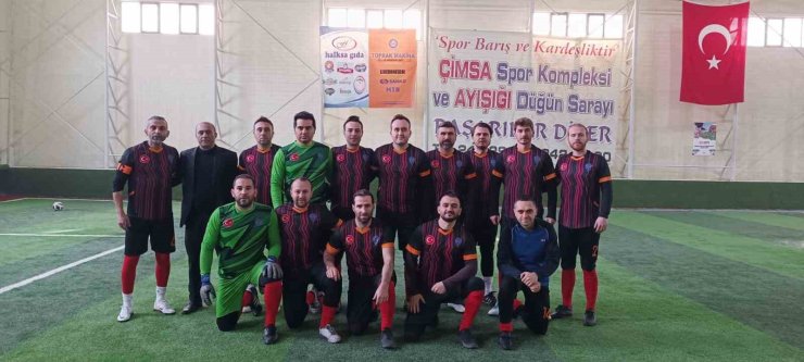 Ağrı İl Emniyet Müdürlüğü futbol takımı, 10. grup finaline yükseldi