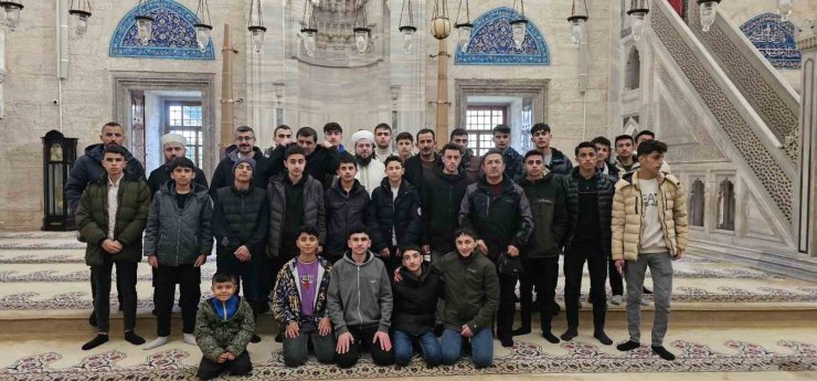 Hakkarili öğrenciler İstanbul gezisinden mutlu döndü