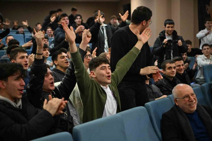 Başkan Kocaman’a sürpriz karşılama