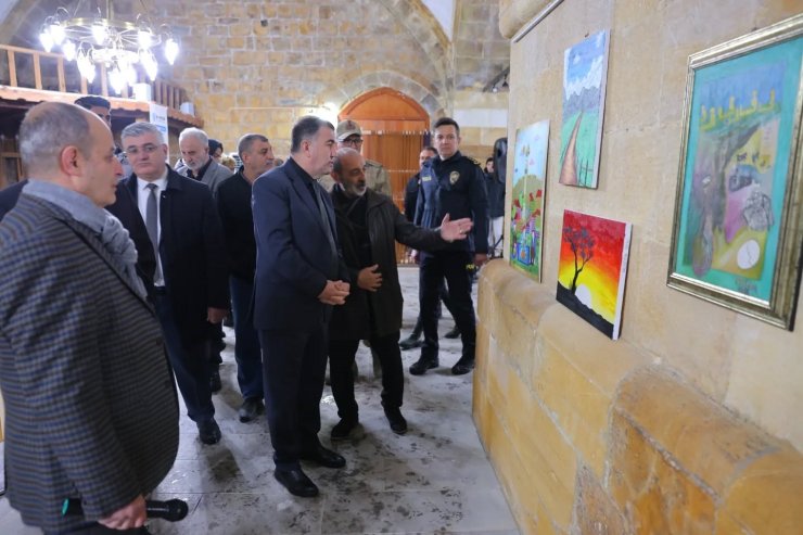 Tarihi Taşhan’da kurtuluş sergisi açıldı