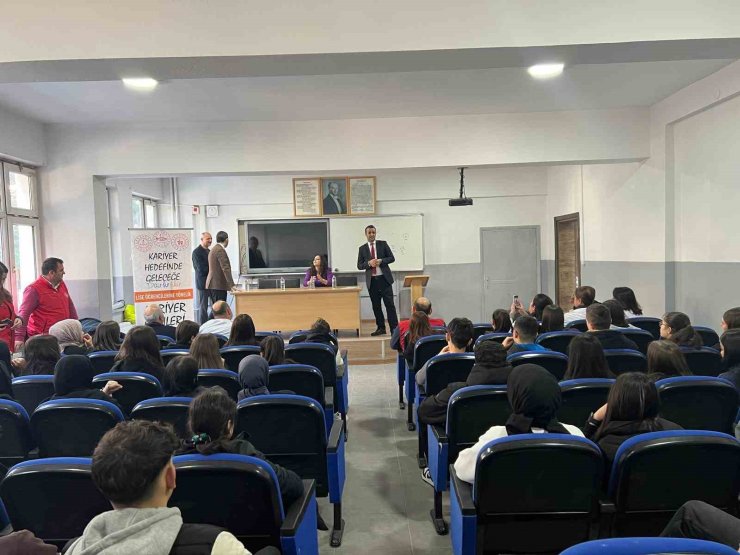 Lise öğrencilerine vergi bilinci anlatıldı