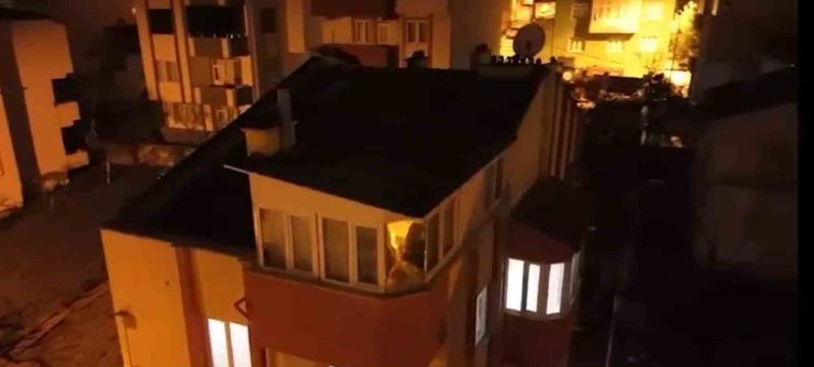 FETÖ firarileri saklandıkları teras katında yakalandı