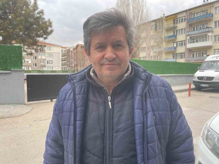 20 bin nüfuslu mahallenin 6 yıl önce yıkılan anaokulu inşa edilmeyi bekliyor