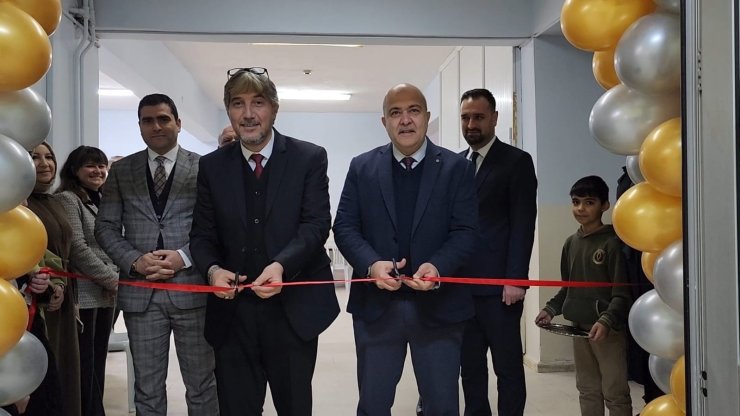 Kütahya 80. Yıl Özel İdare İlkokulu’nda "Geleceğin Okulunu Tasarlıyorum" temalı sergi