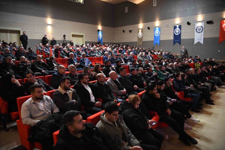 Malatya Turgut Özal Üniversitesi’nde kayısı paneli düzenlendi