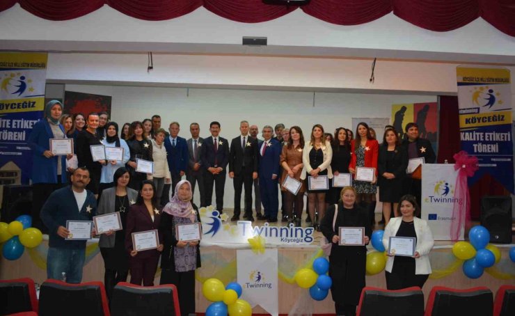 Köyceğiz’de öğretmenlere proje ödülleri verildi