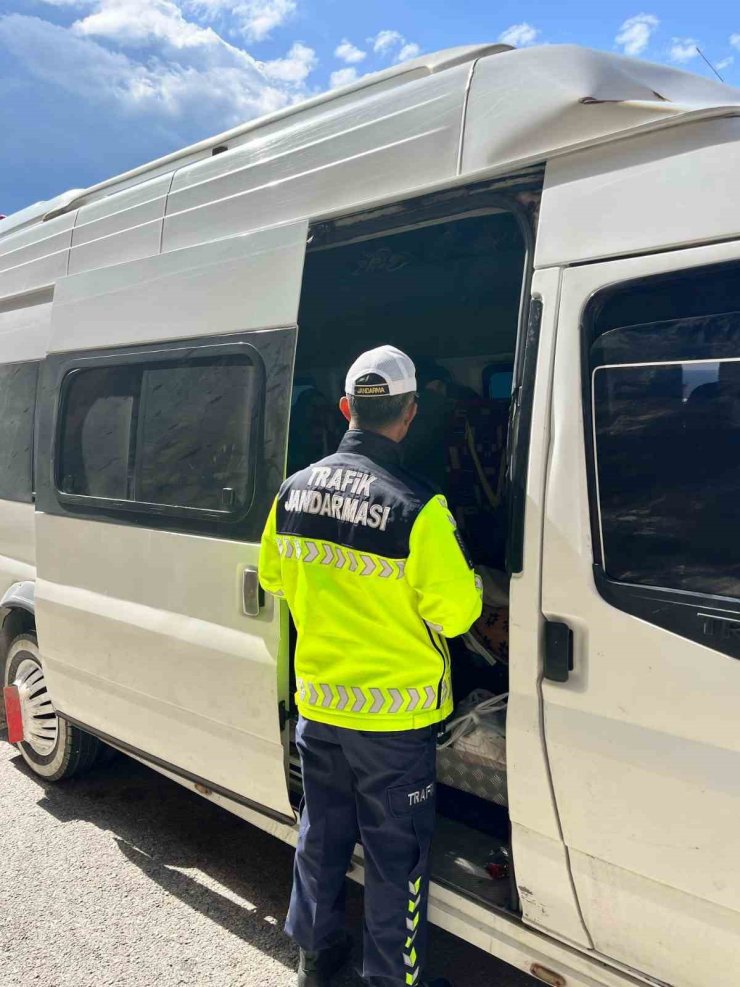 Antalya’da toplu taşıma denetimi: 45 sürücü ve yolcuya ceza