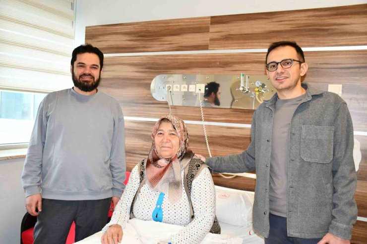 50 yıl sonra gelen görme umudu