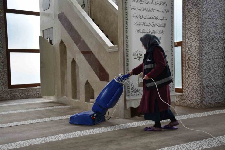 Atakum’da camilere Ramazan temizliği