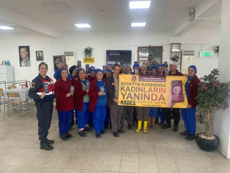 Jandarma ekipleri erken yaşta zorla evliliklere karşı bilgilendirdi