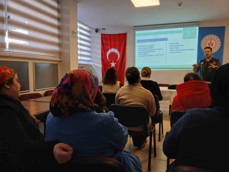 Bursa’da vatandaşlara ’Narko Nokta’ ve ’Narkolog’ eğitimi