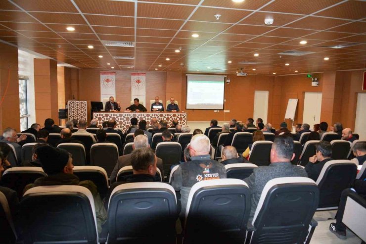 Kütahya’da üreticiler desteklemeler hakkında bilgilendirildi