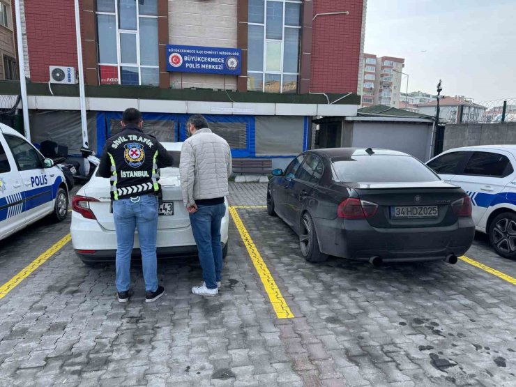 Büyükçekmece’de trafikte drift atan sürücüye 81 bin 305 TL idari para cezası