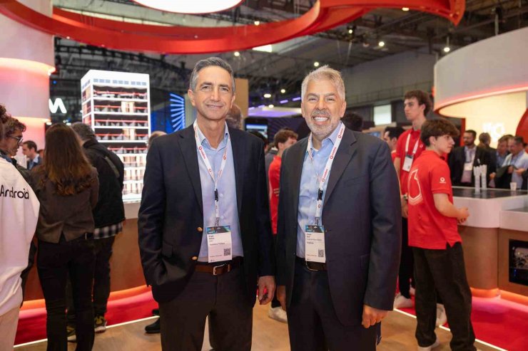 "Amacımız, her bir müşterimiz için en iyi deneyimlerle dijital devrime yön vermek"