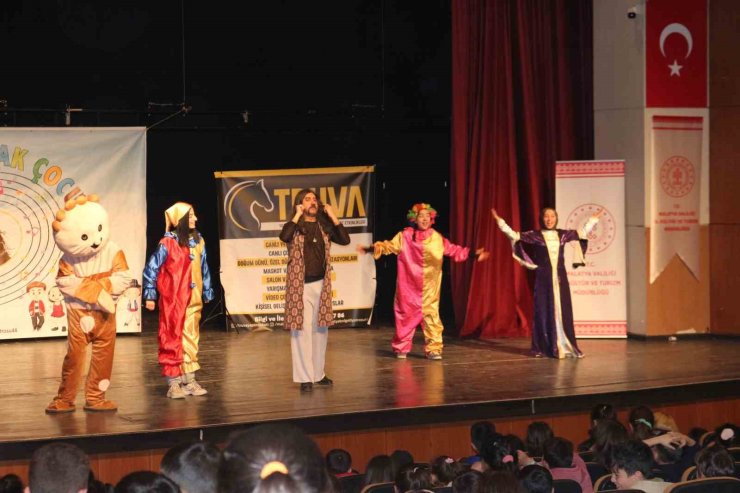 Yeşilyurt Kaymakamlığı ‘Önem projesi’yle çocukların yanında