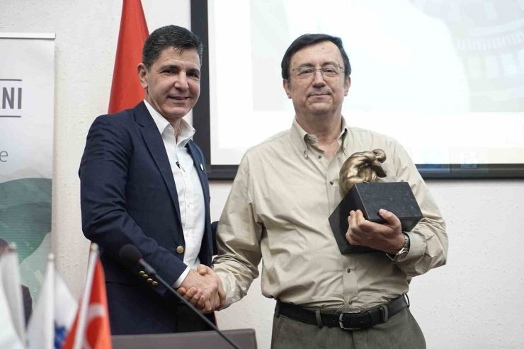 İş dünyasında başarı için gençleri anlamak ve doğru yönetmek şart