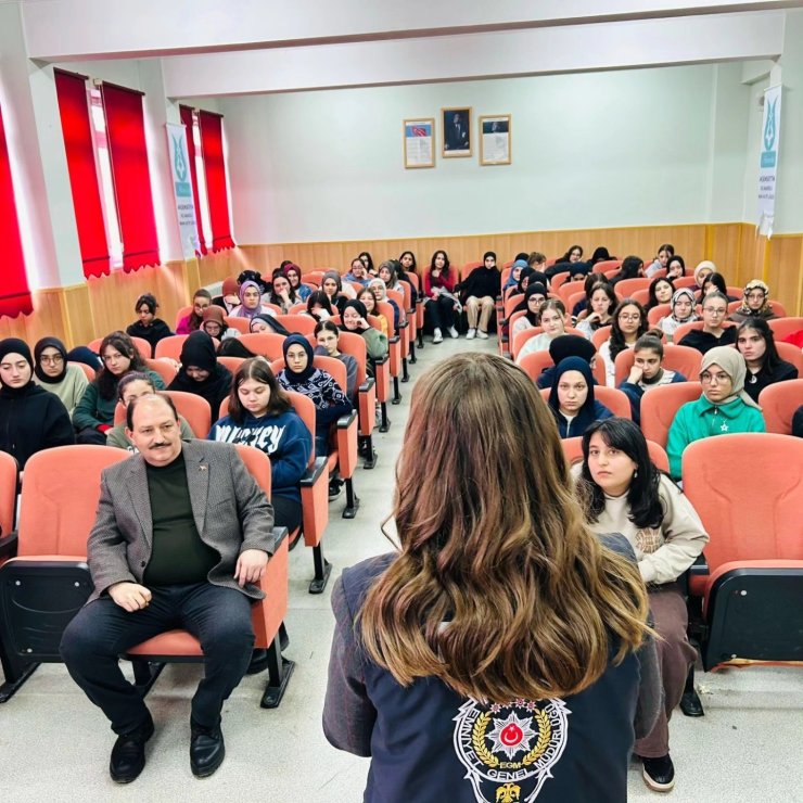 Kütahya’da SİBERAY’ın bilinçlendirme çalışmalarına devam ediyor