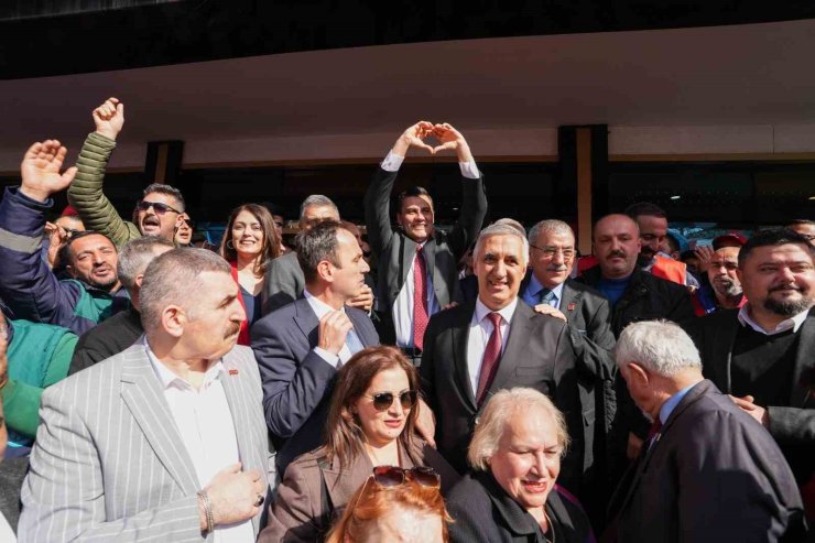 Manisa Büyükşehir’de en düşük maaş 42 bin lira oldu