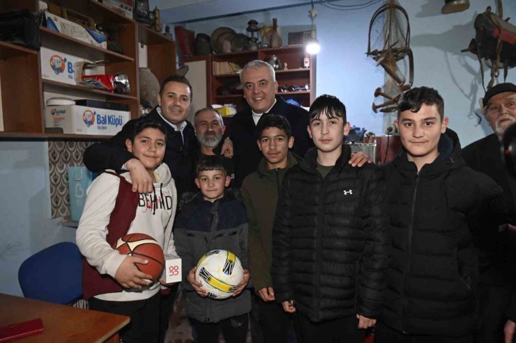 Başkan Ahmet Akın’dan köylere çıkarma