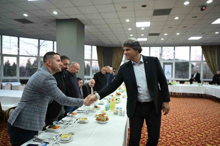 Başkan Kocaman muhtarların talep ve önerilerini dinledi