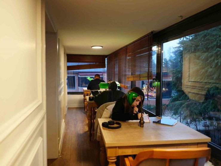 Kütüphaneler gece saat 02:00’ye kadar açık olacak