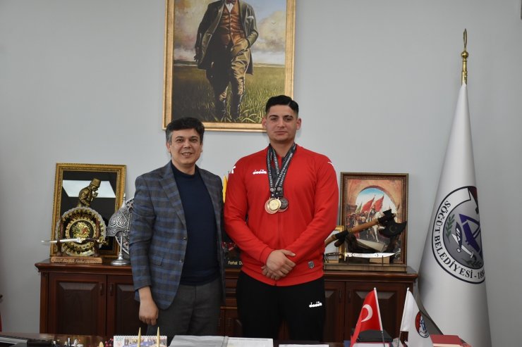 2 kez Türkiye Şampiyonu iki kez de Türkiye üçüncüsü oldu