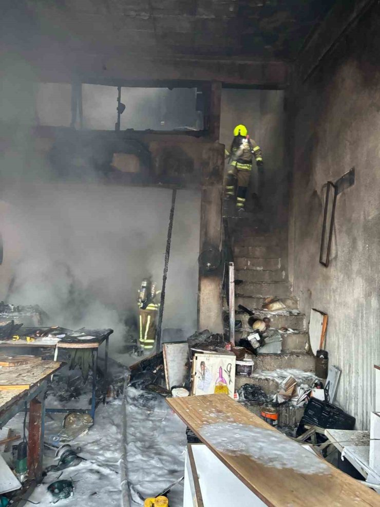 Gönen’de marangoz atölyesinde yangın