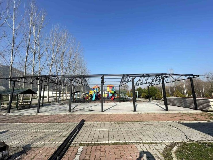 Çocukların merakla beklediği oyun parkında son durum