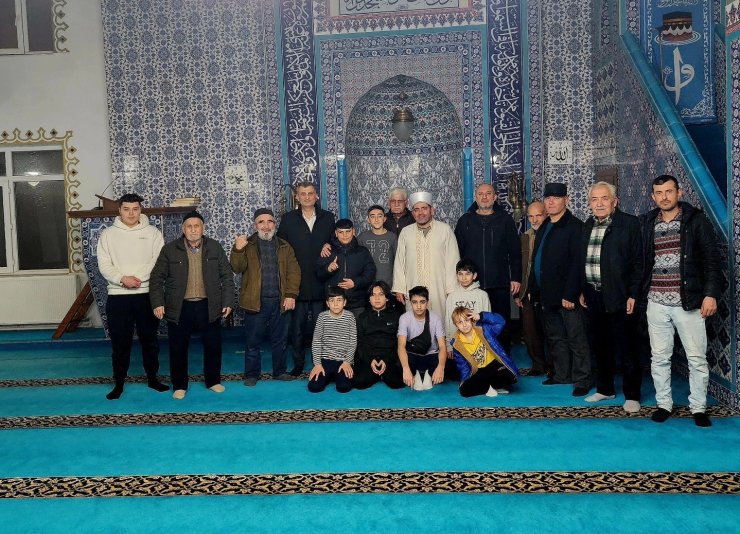 Başkan Sezer, Ramazan ayını vatandaşlarla geçiriyor