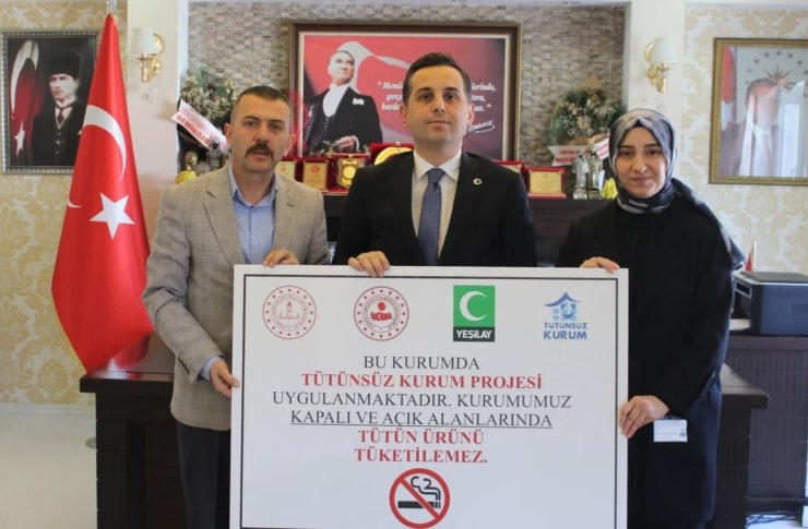 Demirözü’nde ’Tütünsüz Kurum’ projesi devam ediyor