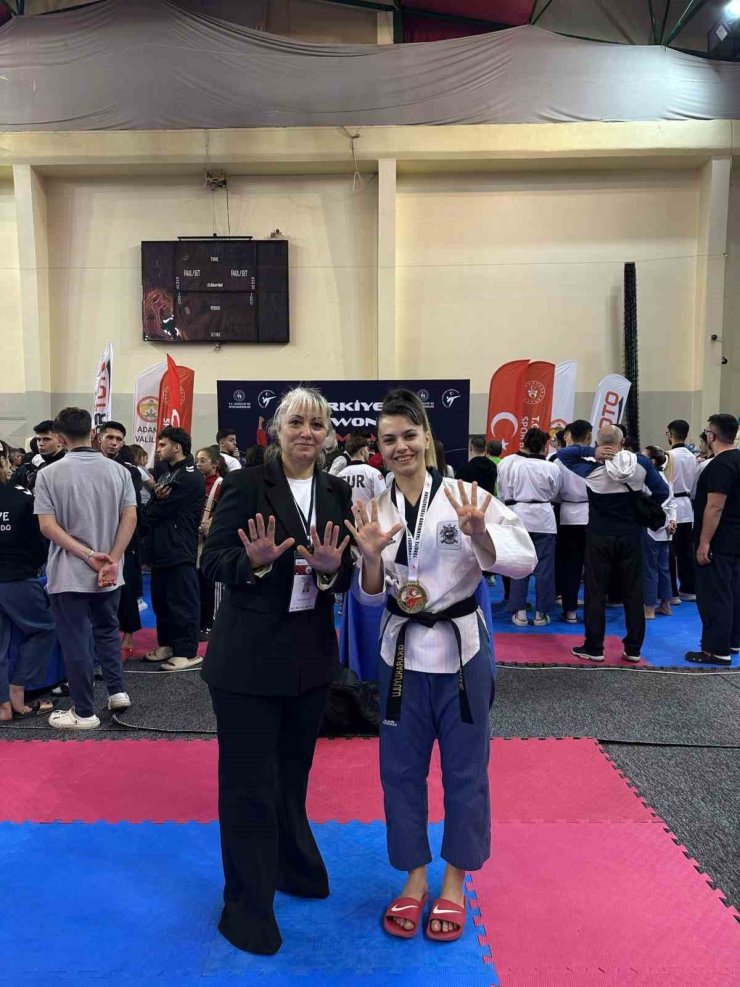 Eskişehirli taekwondo sporcusu 19’ncu Türkiye Şampiyonu oldu