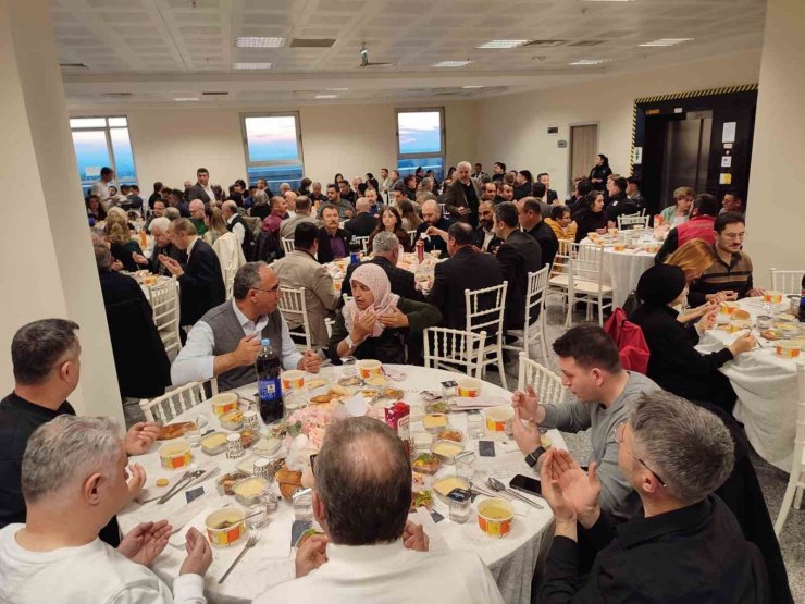 Keşan’da Devlet Hastanesi yönetimi tarafından iftar verildi
