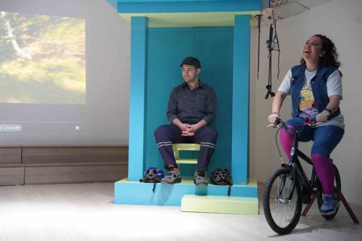 Çocuklar tiyatro ile çevreci ulaşımı öğrenecek