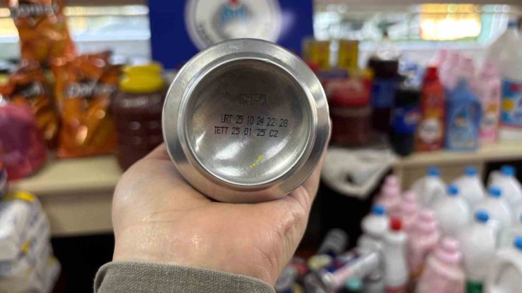 Mersin Tarsus’ta son kullanma tarihi geçmiş temizlik ve gıda ürünleri ele geçirildi