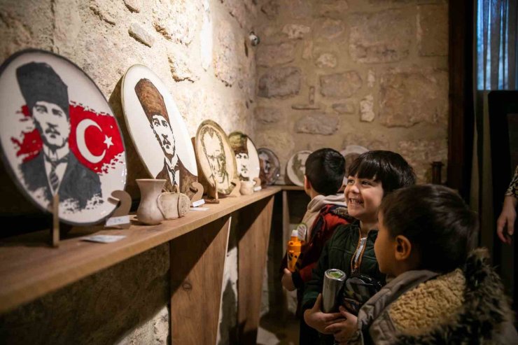 Tarsus’ta minikler sanatla buluşuyor