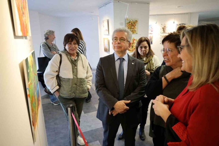 Türk ressamlar parşömeni tuvale dönüştürdü