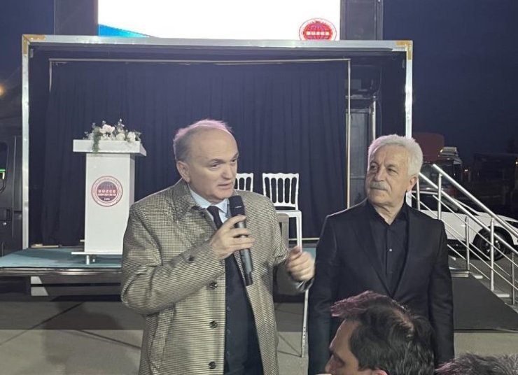 Gümrük Müdürlüğü ve tır parkı yan yana olacak