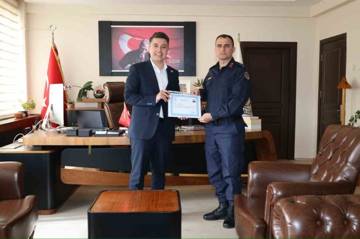 Karacasu’da kolluk kuvvetleri amirleri başarı belgesi ile ödüllendirildi