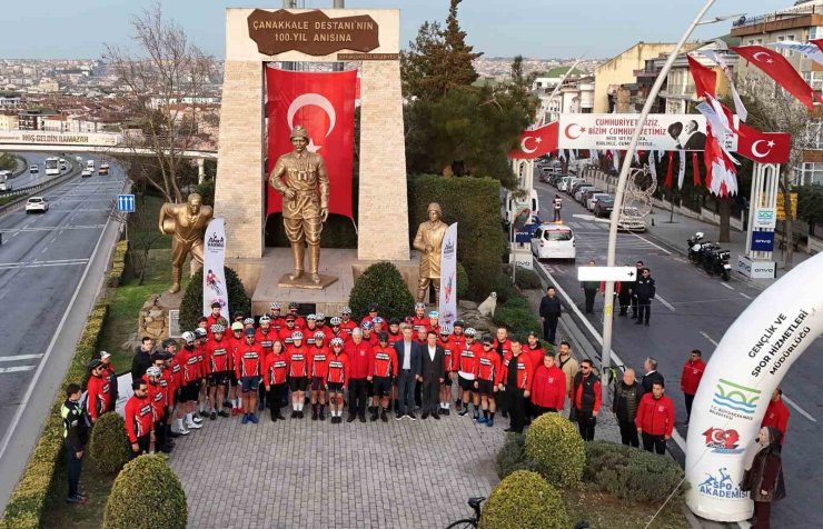 65 bisikletçi Çanakkale şehitleri anısına 300 kilometre pedal çevirecek