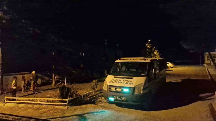 Genç öğretmen kansere yenik düştü