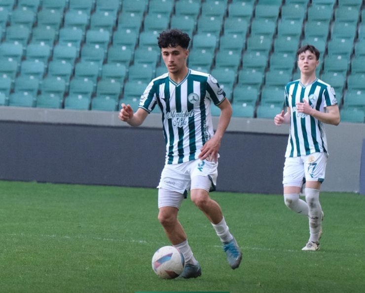 TFF 2. Lig: Giresunspor: 2 - Beyoğlu Yeni Çarşı: 4