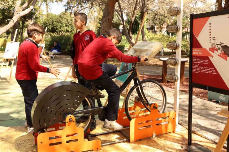 Marmaris Bilim Parkı, öğrencileri ağırladı