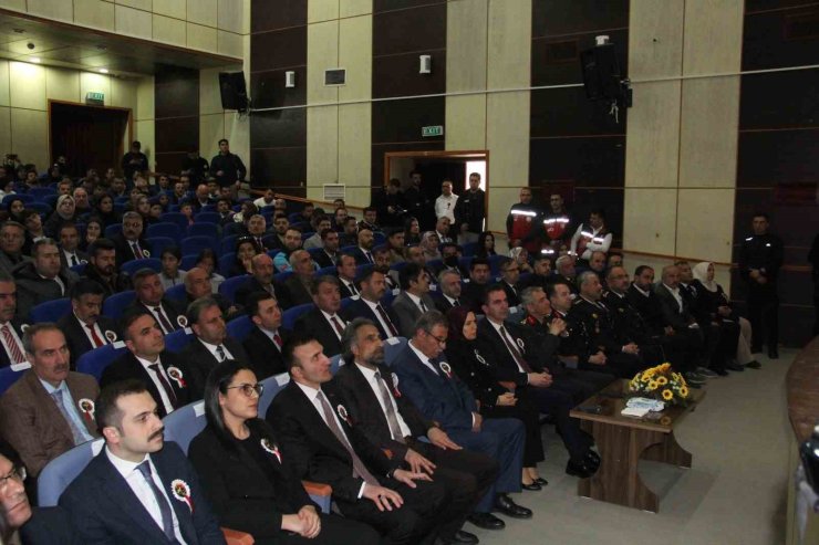 Bitlis’te Çanakkale Şehitleri’ni Anma ve Deniz Zaferi’nin Yıldönümü