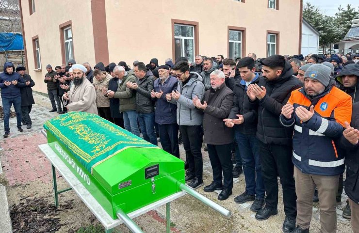 Çay içmek için gittiği kahvehanedeki saldırıda ölen vatandaş son yolculuğuna uğurlandı