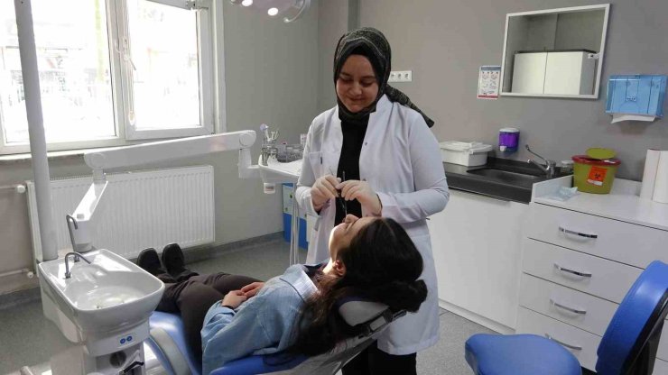 Uzmanından uyarı: ‘Ramazan ayında ağız ve diş sağlığına dikkat edilmeli’