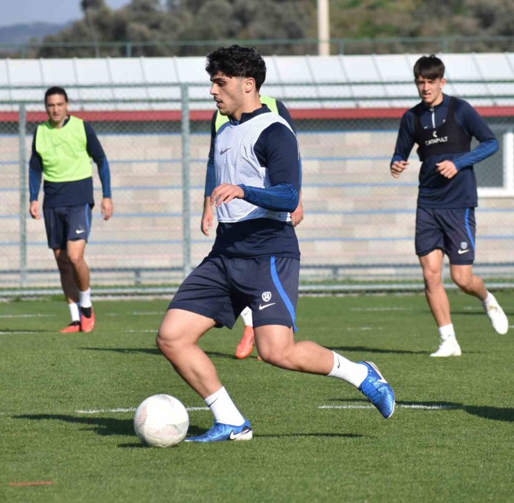 Altınordulu oyuncular derbi öncesinde iddialı