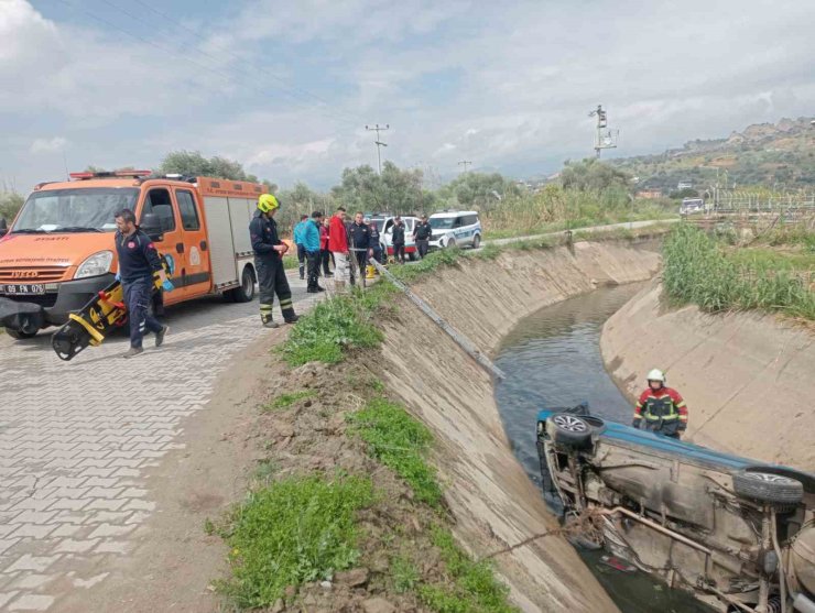 Otomobil sulama kanalına uçtu: 1 yaralı
