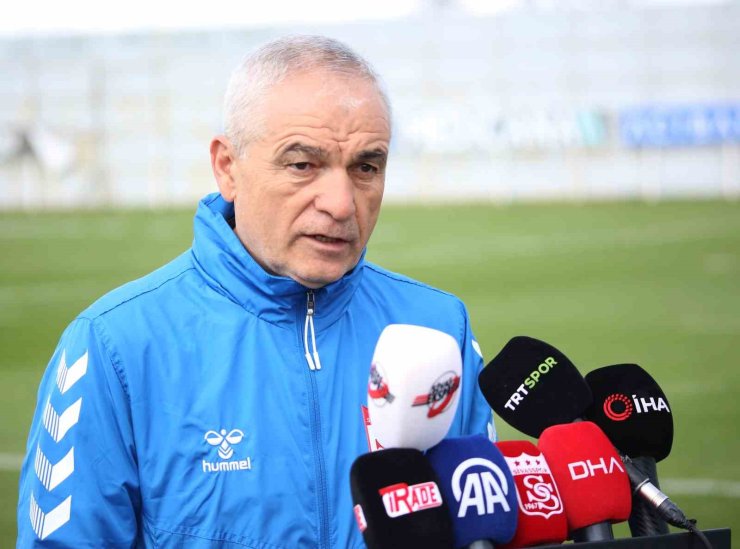 Rıza Çalımbay: "Ne olursa olsun bizim acilen puan almamız gerekiyor"