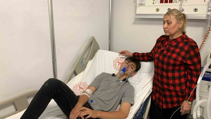 Karaman’da 5 lise öğrencisi tavuk dönerden zehirlendi